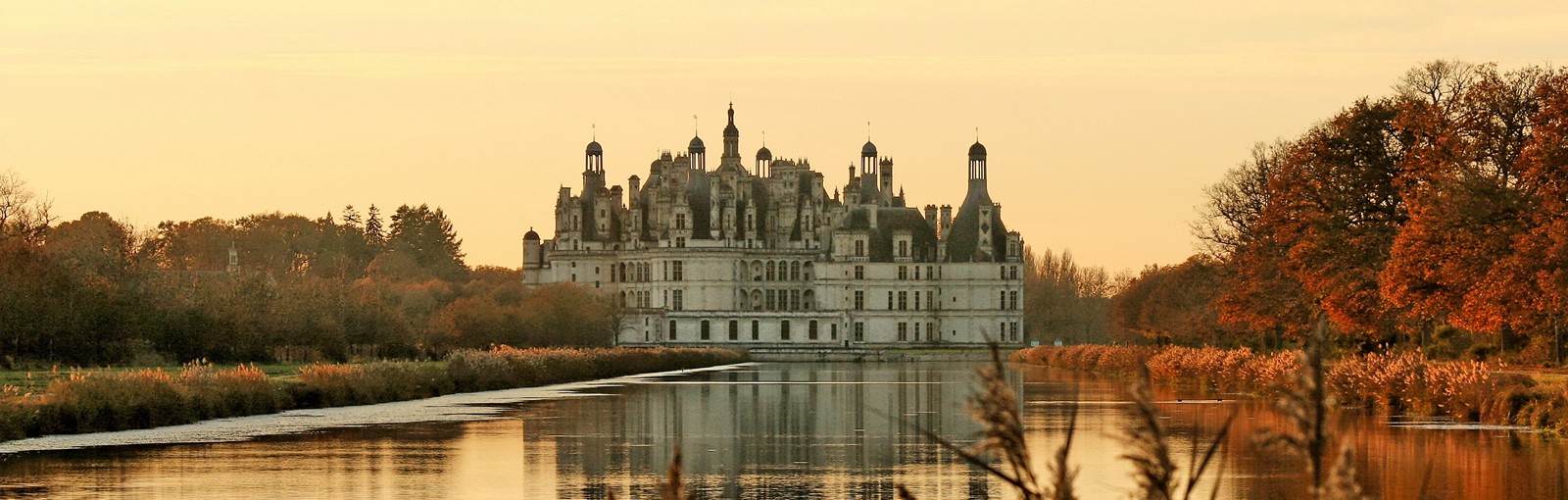 Tours 香波堡-舍农索城堡-谢韦尔尼城堡或肖蒙城堡或布洛瓦城堡 - 一日游 - 从巴黎出发的一日游